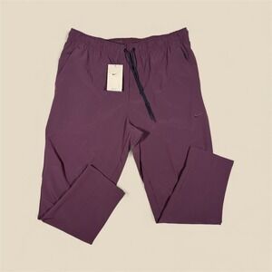 Nike Unlimited Dri-FIT Pants Mens XL Burgundy Tapered Leg Versatile Joggers NWT